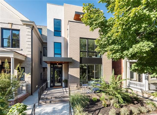 $1,160,000